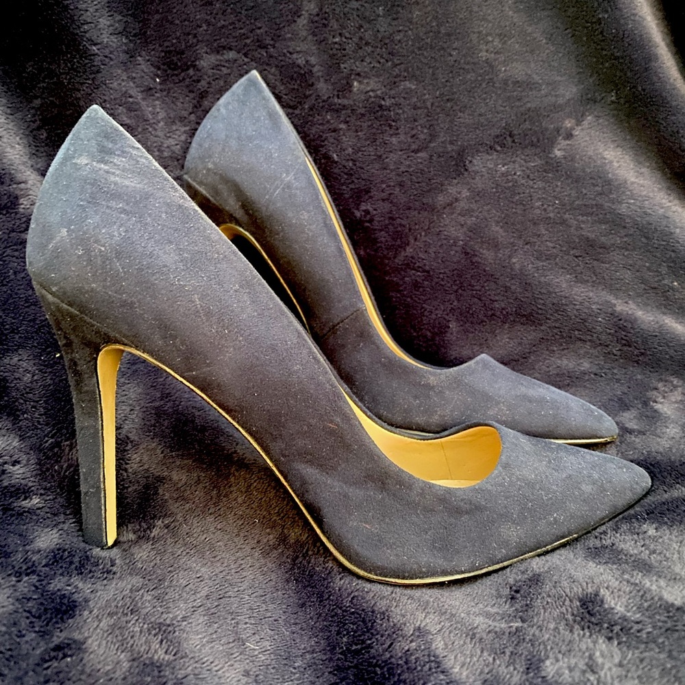 SAKS FIFTH AVENUE | CATHY-NAVY BLUE HEELS | SIZE 9